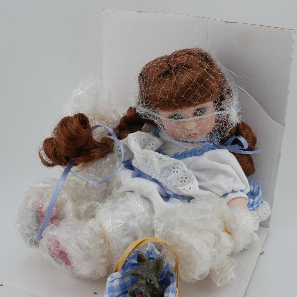 Marie Osmond Tiny Tots Dorothy/Wizard of Oz Doll W/Toto Basket COA VTG LE #8811 - Picture 4 of 7